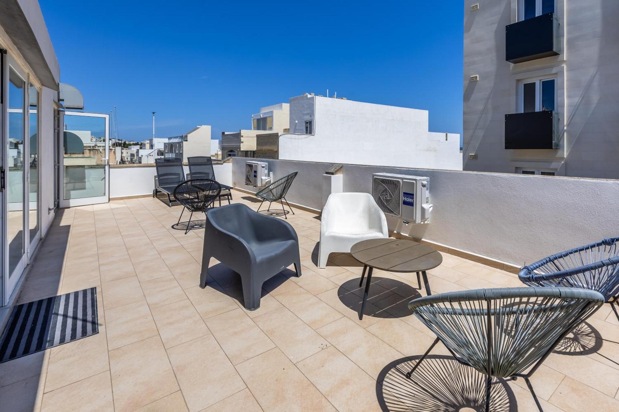Hard To Come By - Modern & Huge House In Sliema Eksteriør bilde